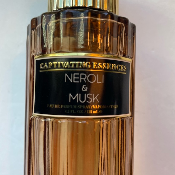 Captivating Essence Neroli & Musk for women 4.2 fl oz Eau de perfume spray - Picture 4 of 5